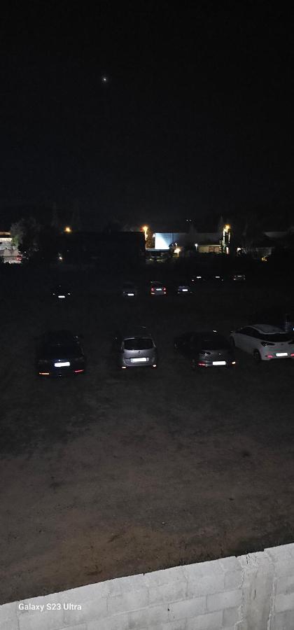 Ekonomic Apartmani Golubovci المظهر الخارجي الصورة