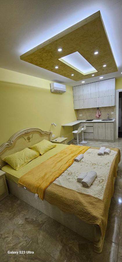 Ekonomic Apartmani Golubovci المظهر الخارجي الصورة
